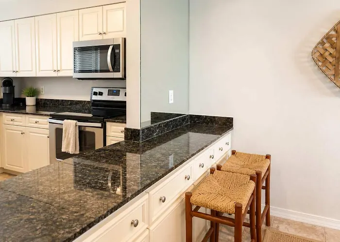 Needle Rush Point E34 Access 2 Pools Riverfront Private