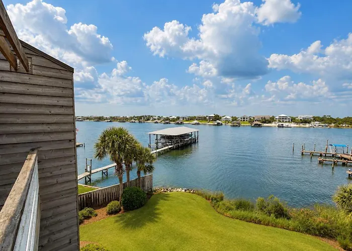 Holiday home Needle Rush Point E34 Access 2 Pools Riverfront Private