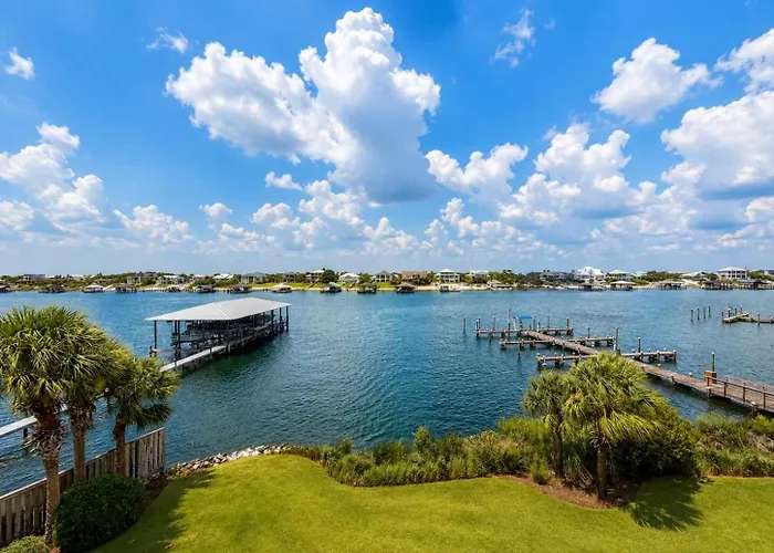 Holiday home Needle Rush Point E34 Access 2 Pools Riverfront Private *