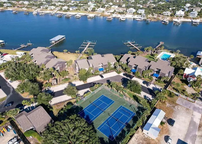 Needle Rush Point E34 Access 2 Pools Riverfront Private * Pensacola